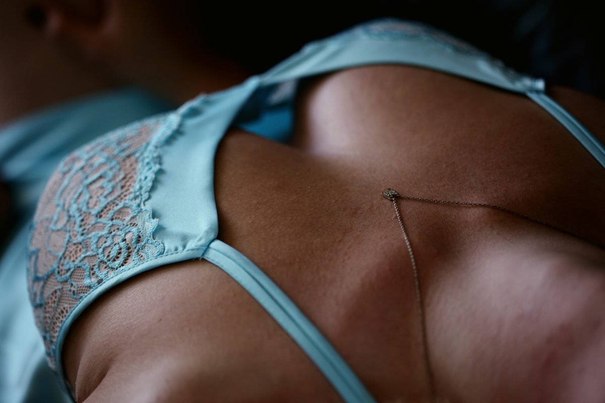 Boudoir alexander grey P9zPITLlSBk unsplash